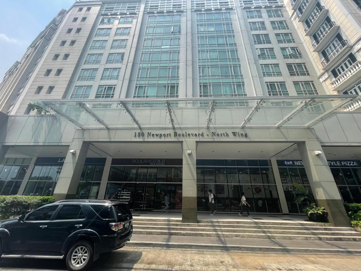 4J North Wing - 150 Newport Boulevard, Near Terminal3 Airport Manila Exterior foto
